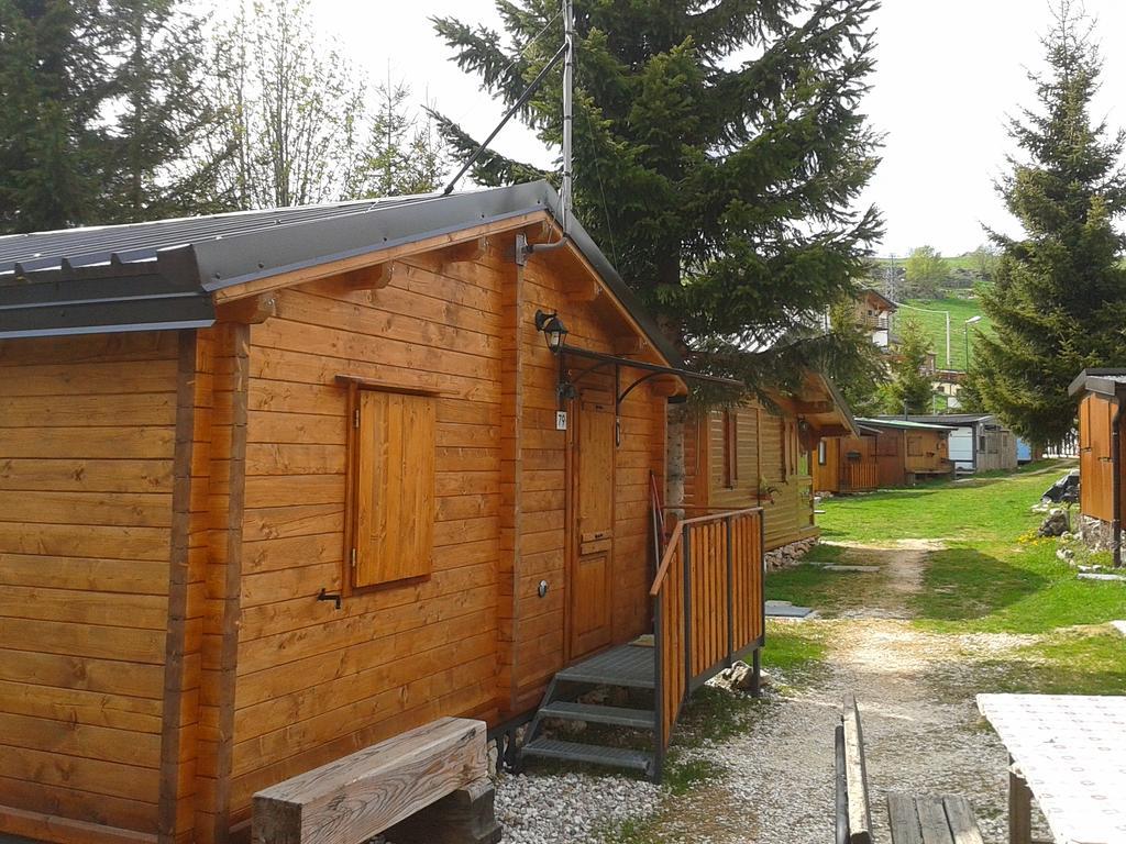 Hotel Campeggio Branchetto Bosco Chiesanuova Exterior foto
