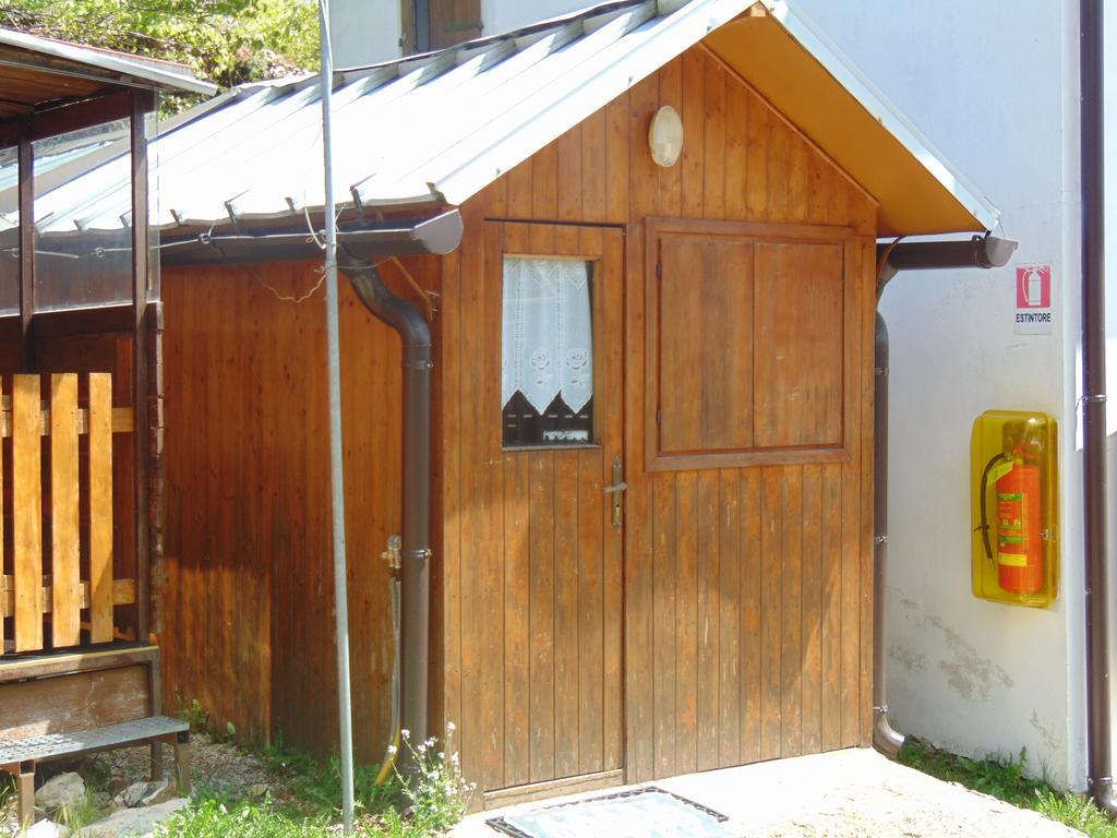 Hotel Campeggio Branchetto Bosco Chiesanuova Exterior foto